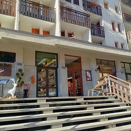 Il Monolocale Del Weiss - Ai Piedi Delle Piste Da Sci